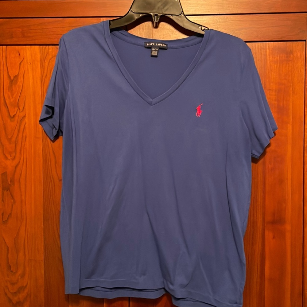Vneck tee
